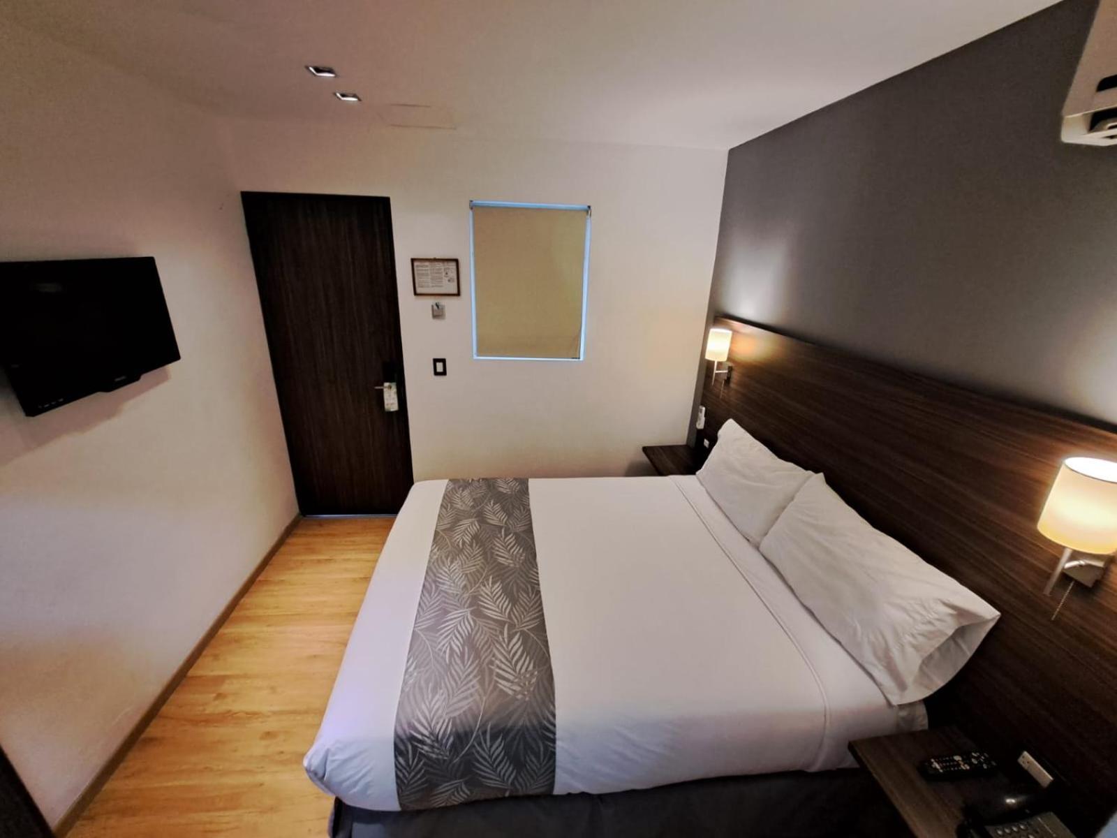El Hotel Business Class - Zamora Centro Bagian luar foto