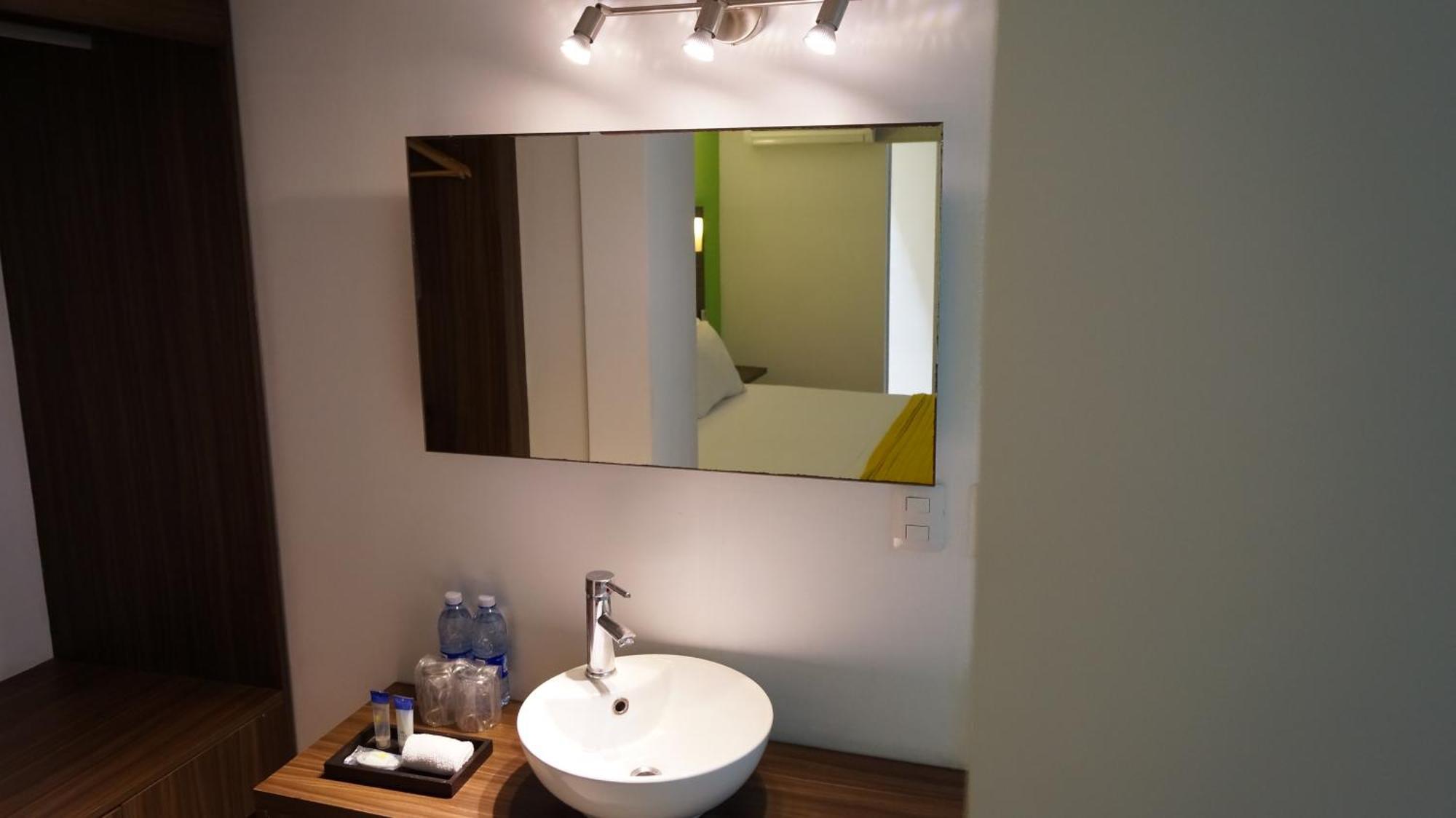 El Hotel Business Class - Zamora Centro Bagian luar foto