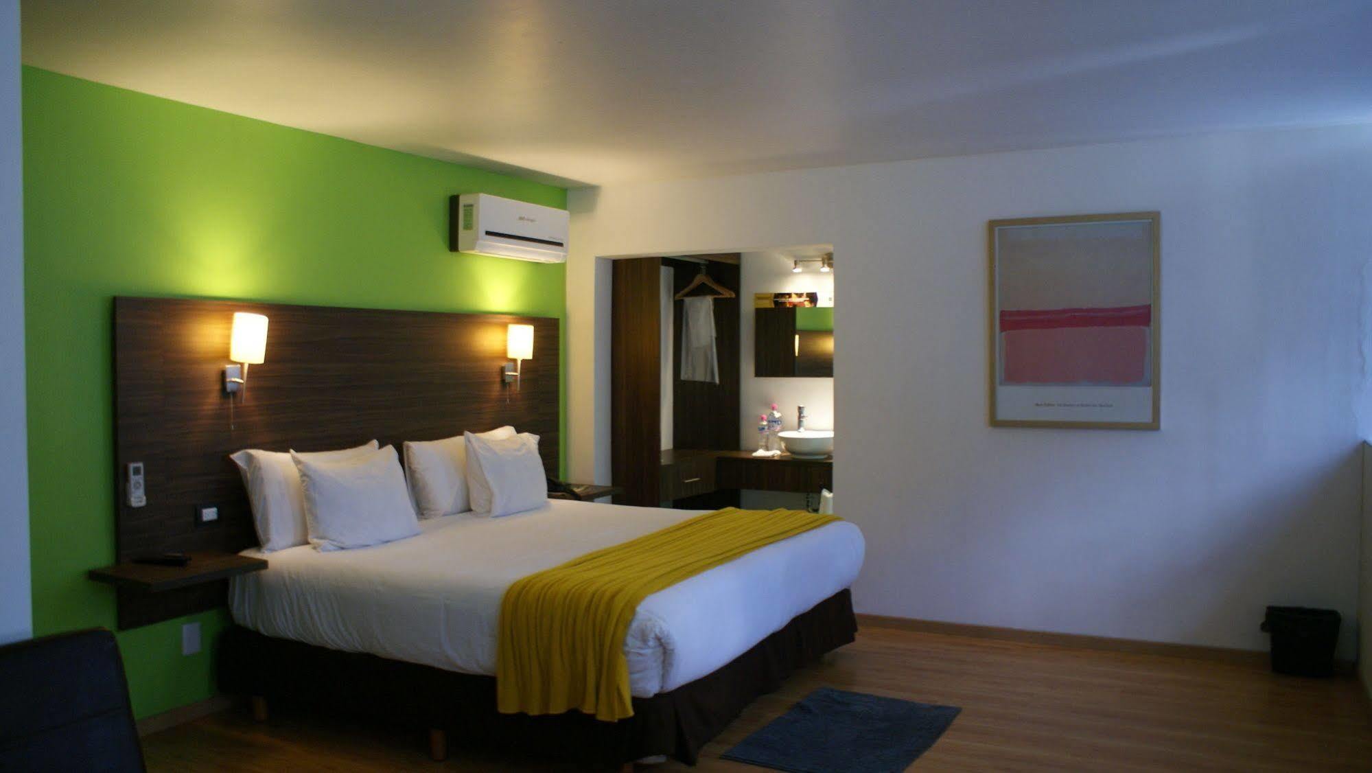 El Hotel Business Class - Zamora Centro Bagian luar foto